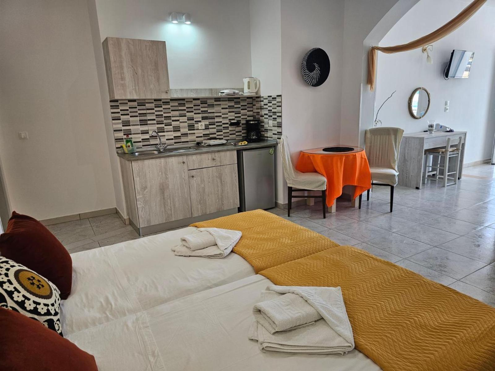 Apollonio Suites & Rooms Faliraki Rhodes Kültér fotó